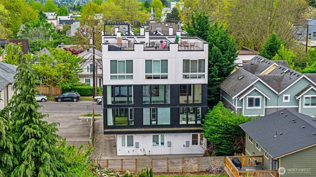 2612 E Yesler Way, Seattle, WA 98122