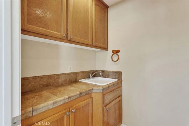 13935 Apple Creek, Victorville, CA 92395