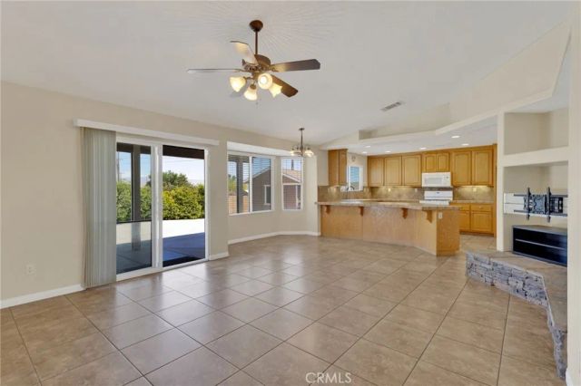 13935 Apple Creek, Victorville, CA 92395