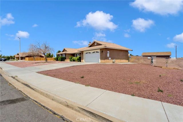 13935 Apple Creek, Victorville, CA 92395