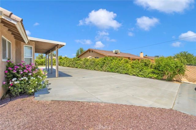 13935 Apple Creek, Victorville, CA 92395