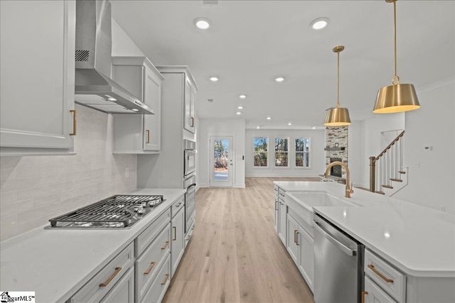 6 Pelham Crossing Drive, Greenville, SC 29615