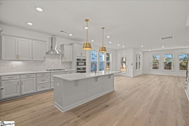 6 Pelham Crossing Drive, Greenville, SC 29615