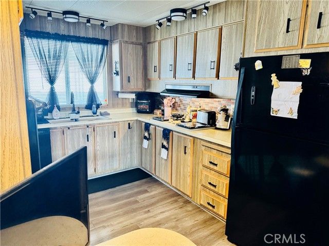 601 N Kirby, Hemet, CA 92545