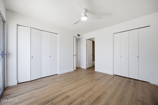 957 W Emerald Circle, Mesa, AZ 85210