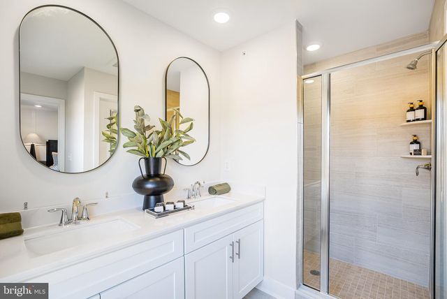 109 FRED CLARK DR, Pennington, NJ 08534