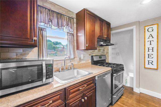 200 Beisner Avenue, Brentwood, PA 15227