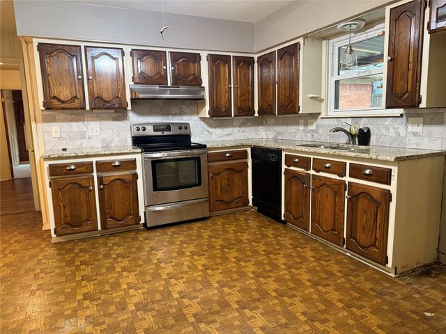 1015 Brookhollow Drive, Irving, TX 75061