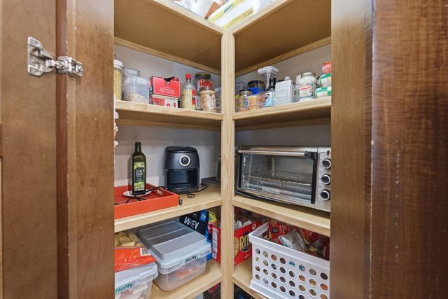 7802 E Champions Cir, Wichita, KS 67226