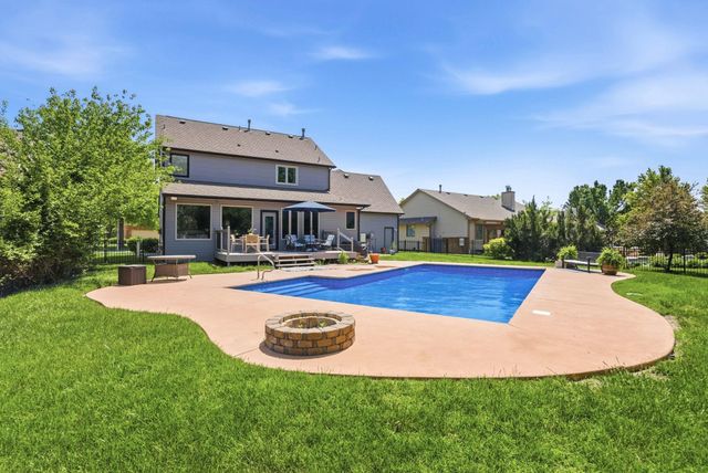 7802 E Champions Cir, Wichita, KS 67226