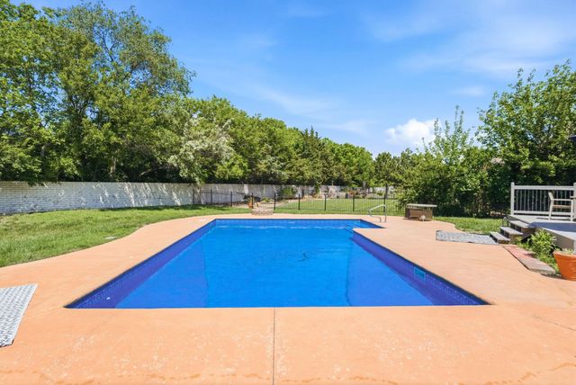 7802 E Champions Cir, Wichita, KS 67226
