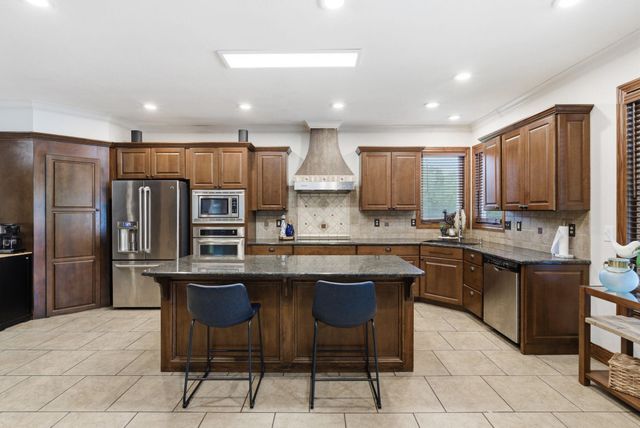 7802 E Champions Cir, Wichita, KS 67226