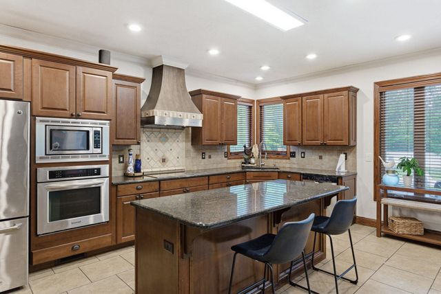 7802 E Champions Cir, Wichita, KS 67226