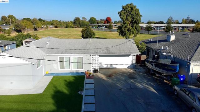 1220 ESSER AVE, San Leandro, CA 94579