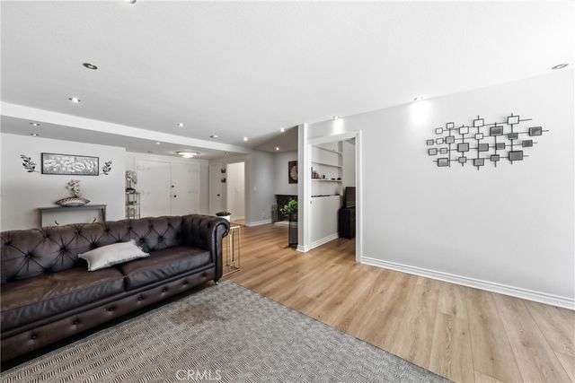 2542 N Pacific, Santa Ana, CA 92706