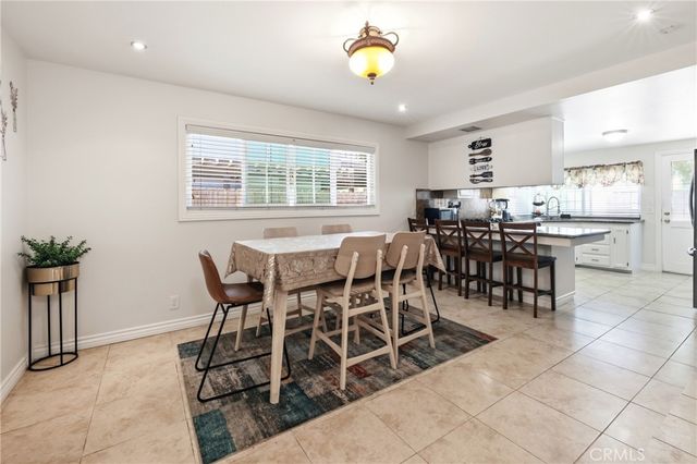 2542 N Pacific, Santa Ana, CA 92706