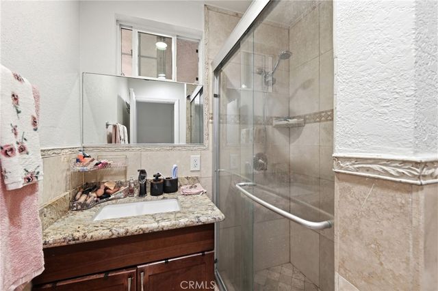 2542 N Pacific, Santa Ana, CA 92706
