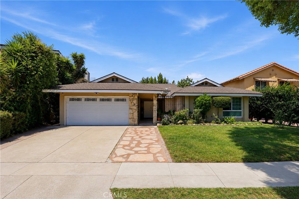 2542 N Pacific, Santa Ana, CA 92706 — photo 2