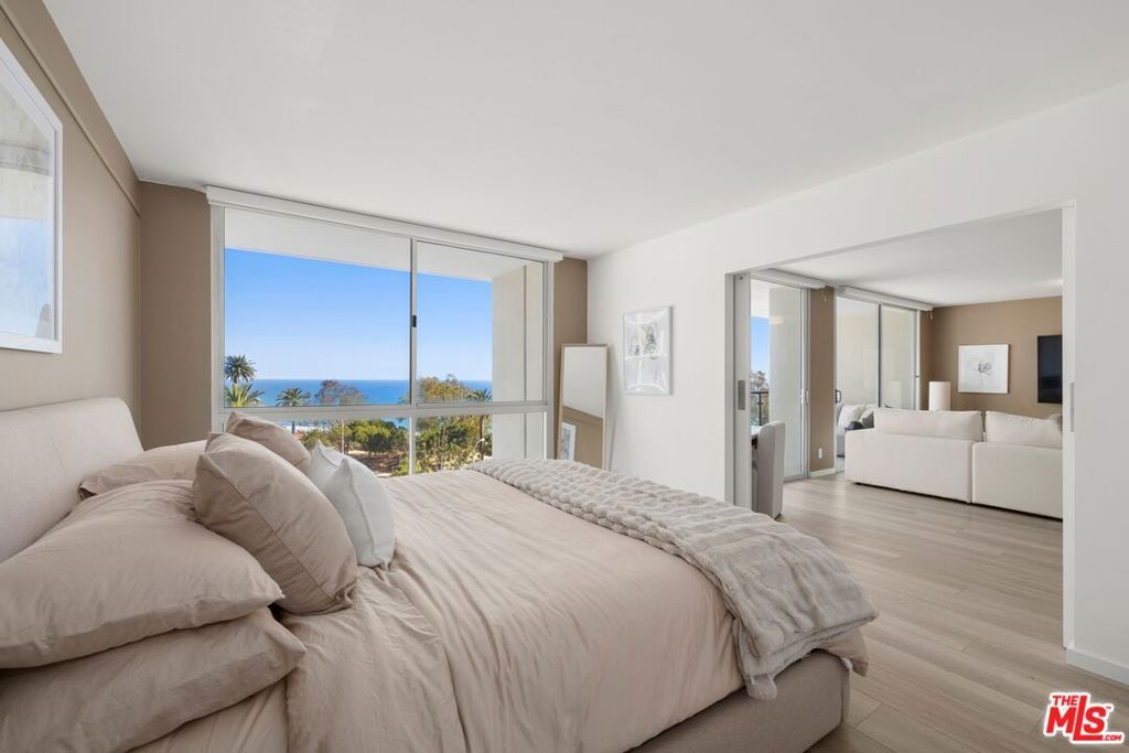 Image 7 of property listing at 201 Ocean Avenue 603P, Santa Monica, CA 90402