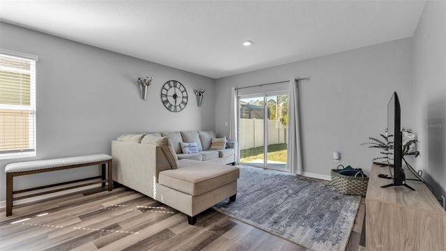 3337 COSTELLO CIR, Winter Haven, FL 33884