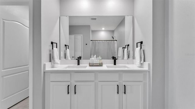 3337 COSTELLO CIR, Winter Haven, FL 33884