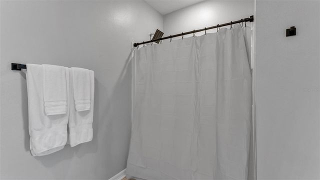 3337 COSTELLO CIR, Winter Haven, FL 33884