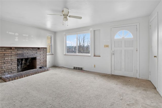 425 Idlewood Rd, Penn Hills, PA 15235