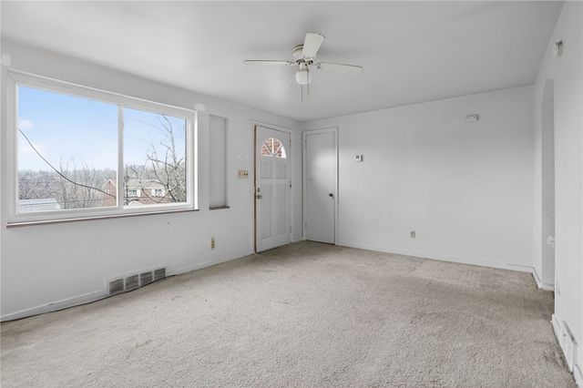 425 Idlewood Rd, Penn Hills, PA 15235