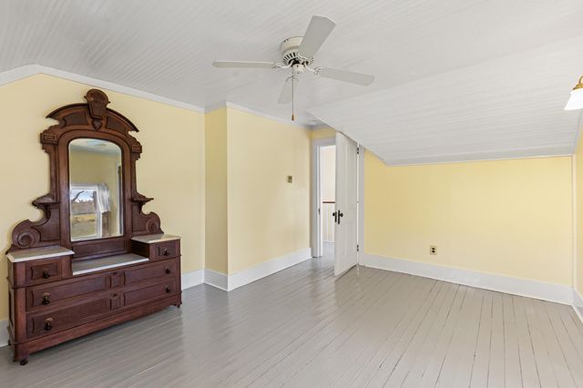 2613 Pine Grove Road, Paris, KY 40361