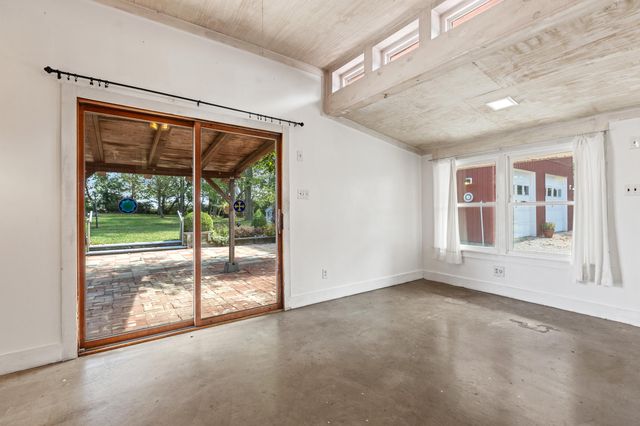 2613 Pine Grove Road, Paris, KY 40361