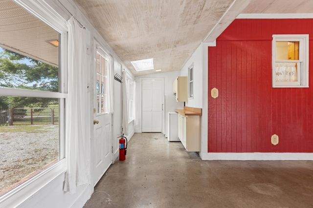 2613 Pine Grove Road, Paris, KY 40361