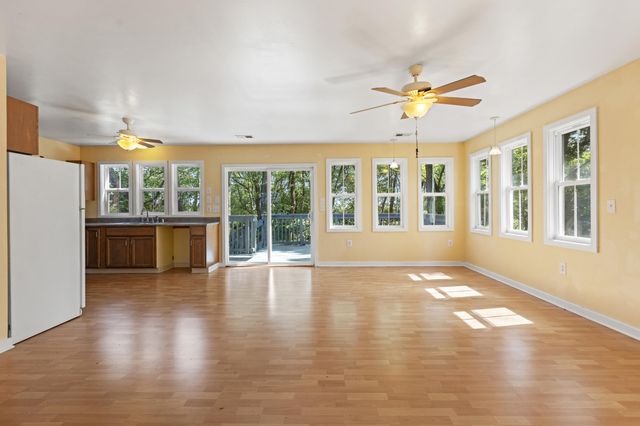 2613 Pine Grove Road, Paris, KY 40361