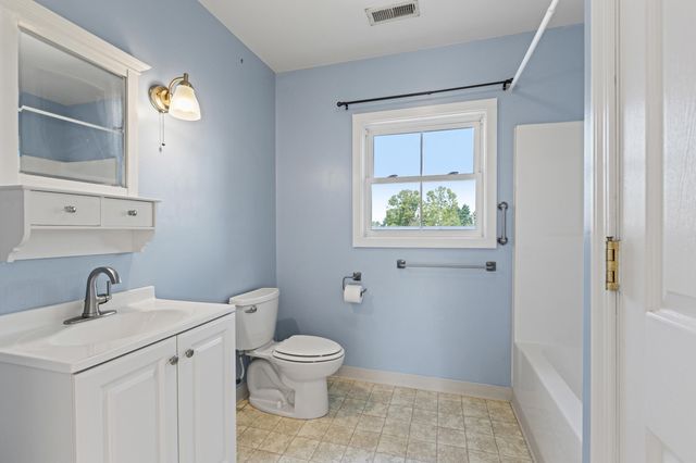 2613 Pine Grove Road, Paris, KY 40361