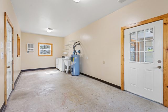 2613 Pine Grove Road, Paris, KY 40361