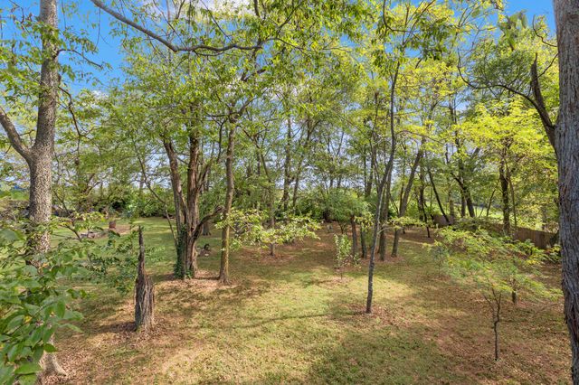 2613 Pine Grove Road, Paris, KY 40361