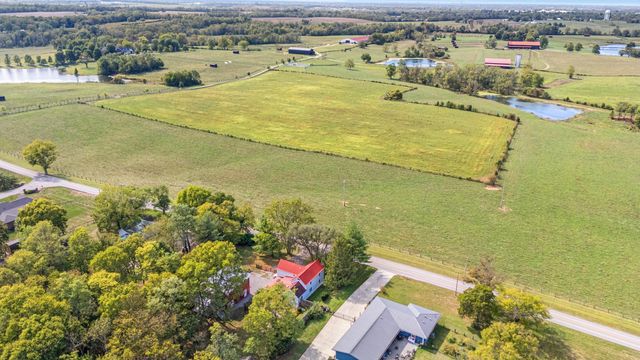 2613 Pine Grove Road, Paris, KY 40361