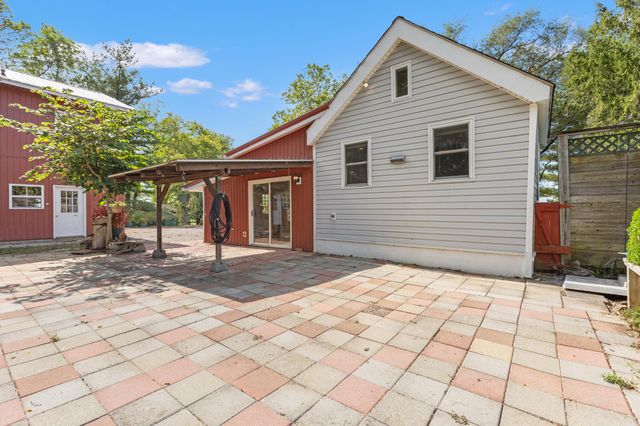 2613 Pine Grove Road, Paris, KY 40361