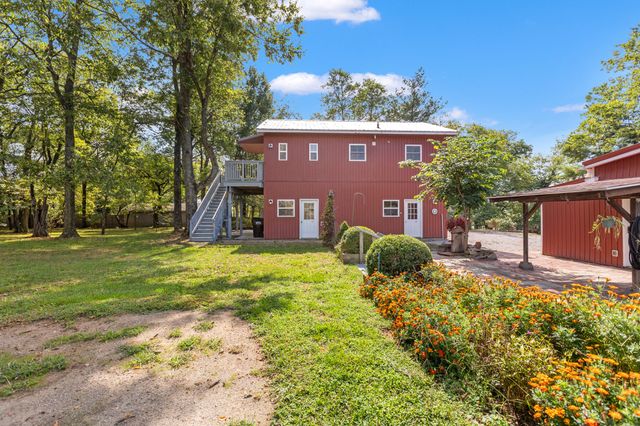 2613 Pine Grove Road, Paris, KY 40361