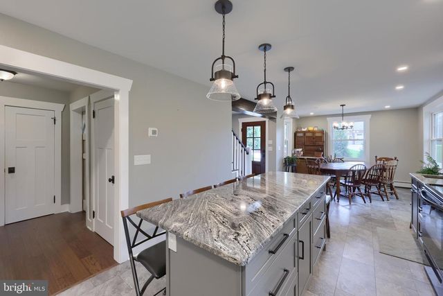 809 FURNACE HILLS PIKE, Lititz, PA 17543
