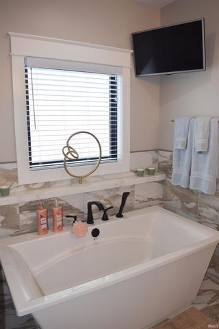 7515 Lauren Drive, Evansville, IN 47725