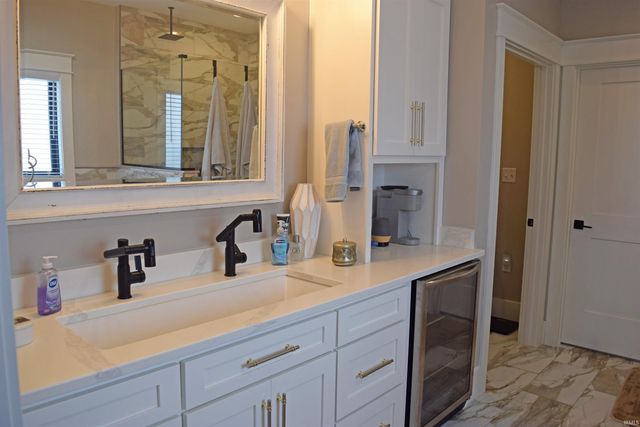 7515 Lauren Drive, Evansville, IN 47725