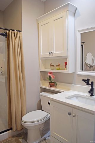 7515 Lauren Drive, Evansville, IN 47725