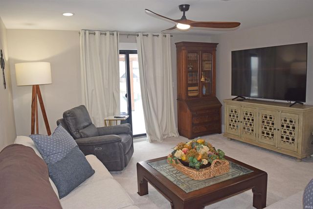 7515 Lauren Drive, Evansville, IN 47725