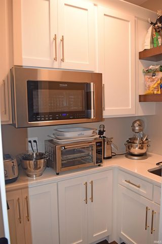 7515 Lauren Drive, Evansville, IN 47725