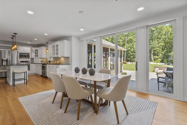 21 Bear Path, Hampton, NH 03842