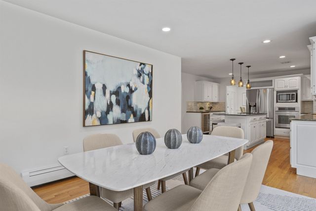 21 Bear Path, Hampton, NH 03842