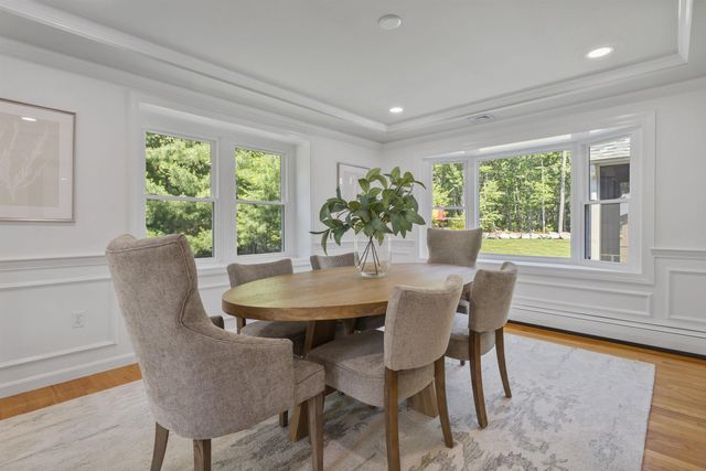 21 Bear Path, Hampton, NH 03842
