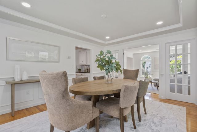 21 Bear Path, Hampton, NH 03842