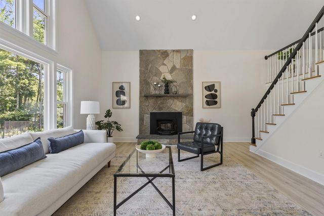 21 Bear Path, Hampton, NH 03842