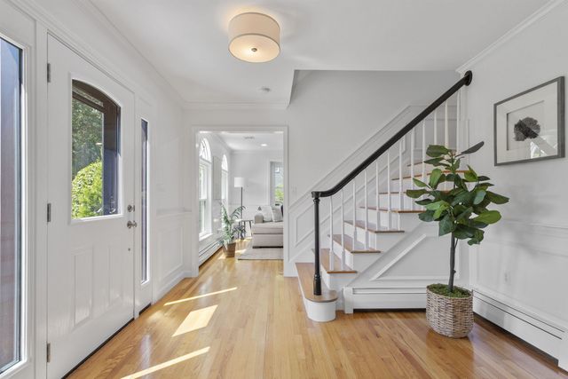 21 Bear Path, Hampton, NH 03842